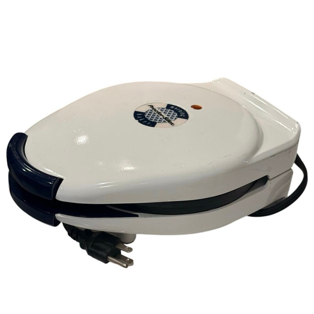 Vintage Proctor Silex Morning Baker Belgian Waffle Maker Non-Stick White 26500